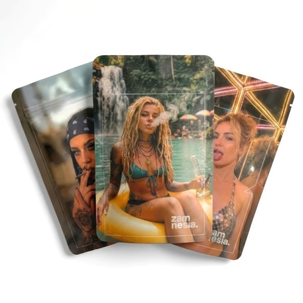 Stoner Girl Z-Lock Pachotěsný Sáček na Zásoby (Medium)