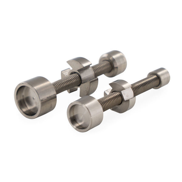 Titanový olejový hřebík