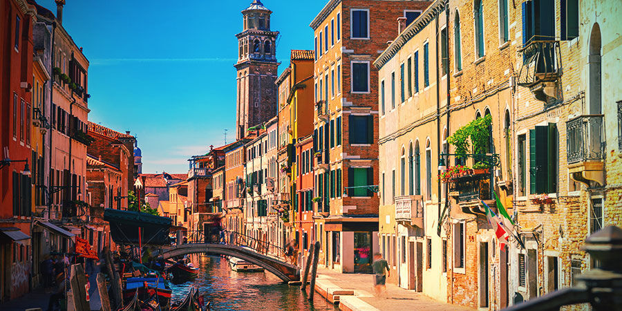 PĚSTOV&Aacute;N&Iacute; KONOP&Iacute; V ITALSK&Eacute;M KLIMATU