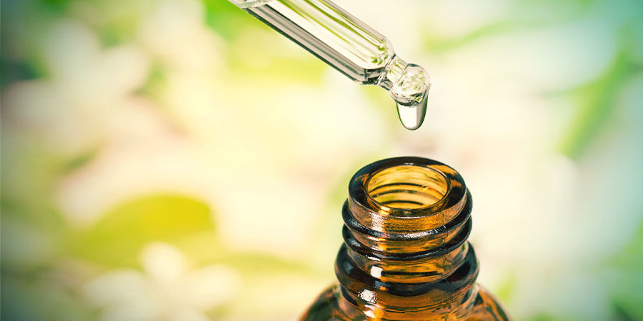 JAK SI VYROBIT VLASTN&Iacute; BYLINN&Eacute; TINKTURY