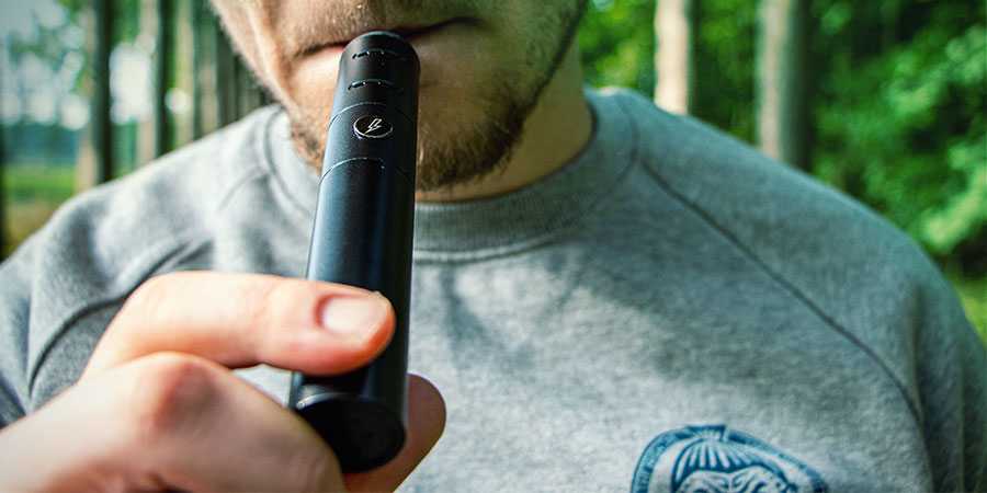 Vapov&aacute;n&iacute; l&eacute;čebn&eacute;ho konop&iacute;