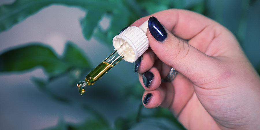 TINKTURY: JAK SI UŽ&Iacute;VAT 710 PO CEL&Yacute; ROK