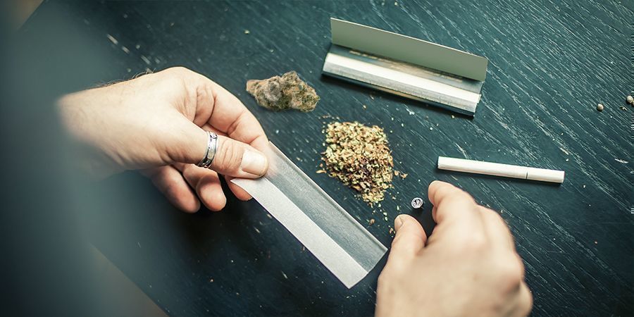 Is Smoking Mouldy Weed Bad?