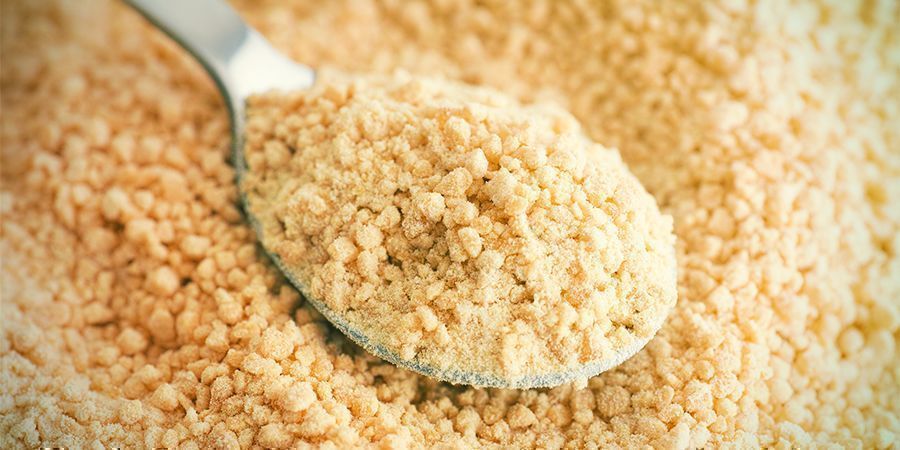 Konopn&eacute; poživatin: Přidejte lecitin do směsi tuku a koncentr&aacute;tu, pokud chcete zes&iacute;lit &uacute;činky