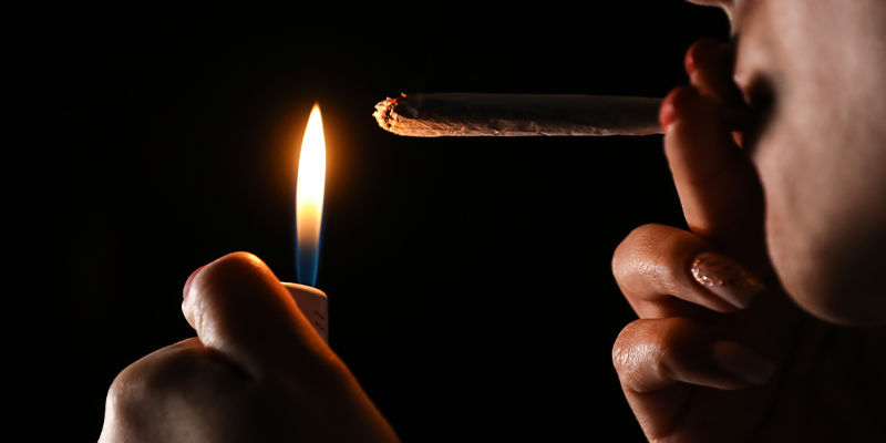 Přestaňte už&iacute;vat konop&iacute;