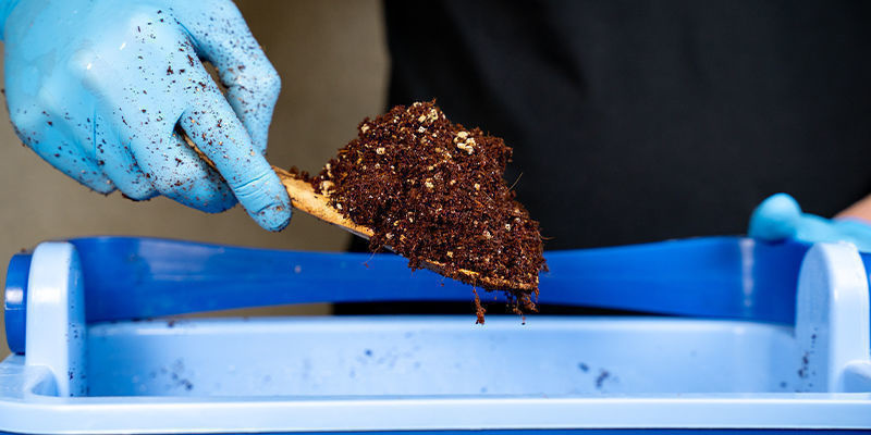 V&yacute;hody a nev&yacute;hody použit&iacute; kokosov&eacute;ho substr&aacute;tu