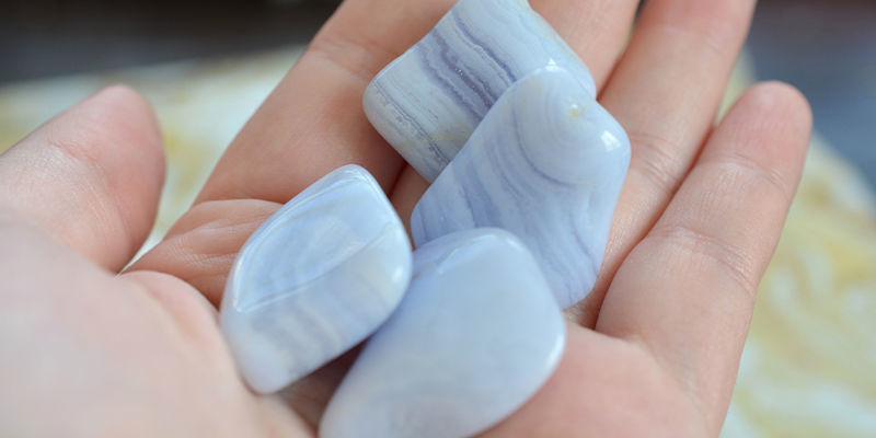 Ryby - modr&yacute; krajkov&yacute; ach&aacute;t