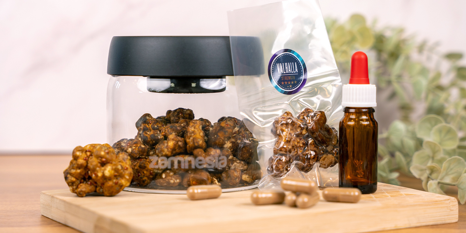 Su&scaron;en&iacute; magick&yacute;ch lan&yacute;žů pro různ&eacute; způsoby už&iacute;v&aacute;n&iacute; (kapsle, tinktury a dal&scaron;&iacute;)