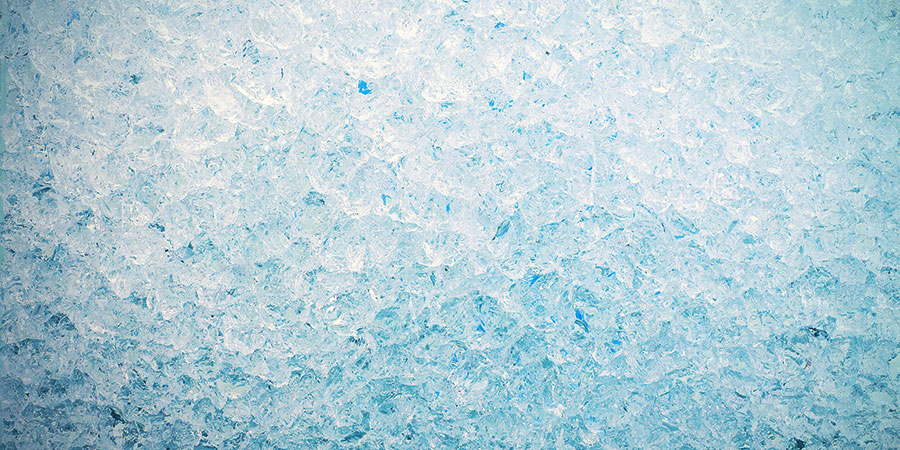 N&aacute;hražky vody do bongu: drcen&yacute; led a sn&iacute;h