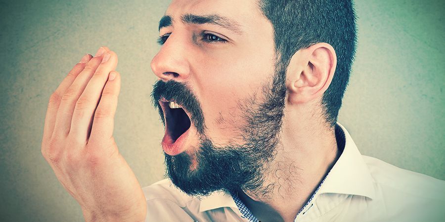 Důvody, proč přestat s tab&aacute;kem: Z&aacute;pach jako z popeln&iacute;ku