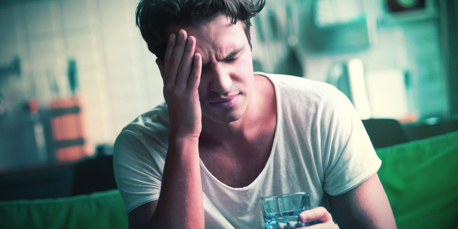 EXISTUJ&Iacute; NĚJAK&Eacute; V&Yacute;HODY KOMBINACE ALKOHOLU A CBD?