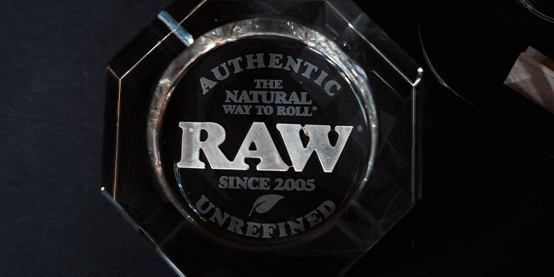 Křišťálový skleněný popelník Raw