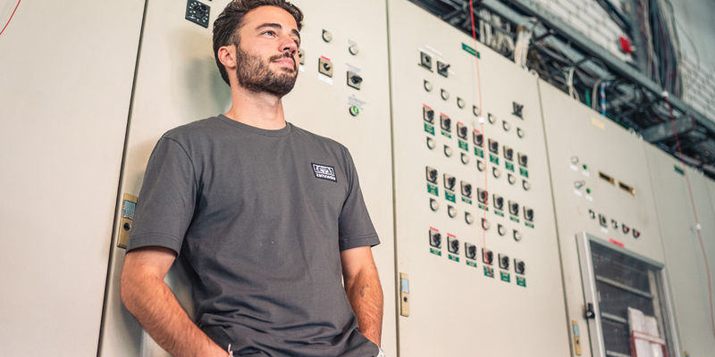 Zamnesia ikonické grafické tričko šedé