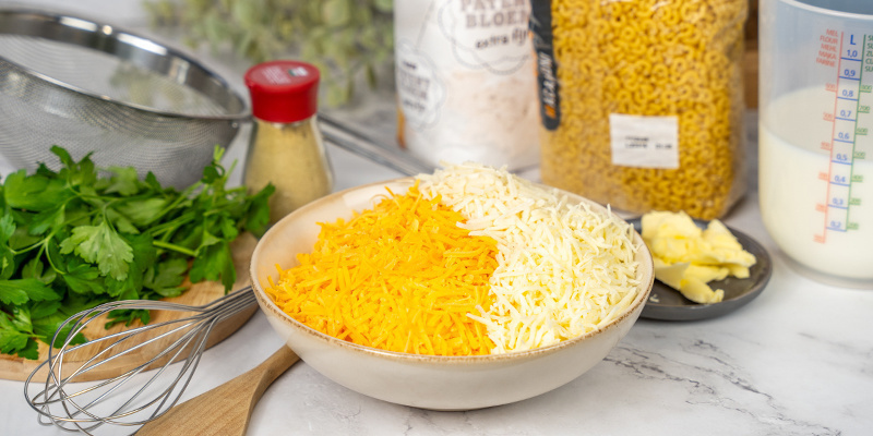 Co je mac and cheese?