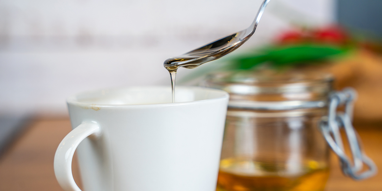 Jak vyrobit med s konopím