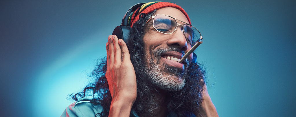 Proč hudba zní líp, když jste zhulení