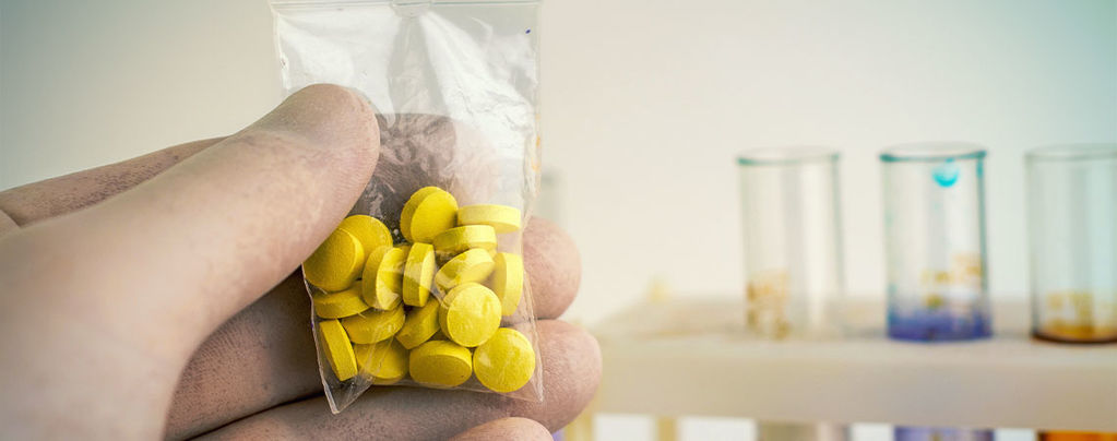 Toto je to, co ve skutečnosti obsahují pilulky extáze