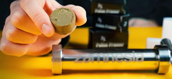 Jak použít pollen press k výrobě hašišových mincí