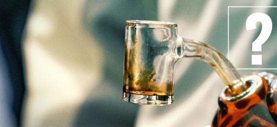 Zbytková pryskyřice z konopí: Měli byste ji kouřit?