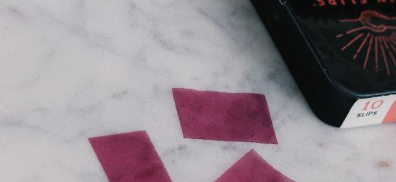 Co jsou sublinguální konopné proužky a jak fungují?