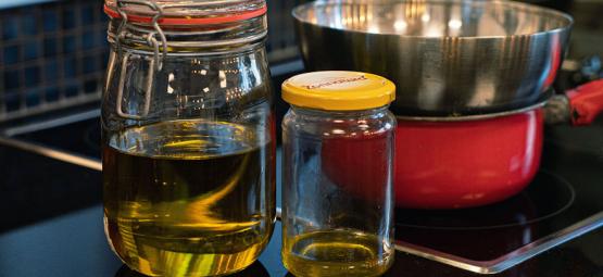 Jak si vyrobit masážní olej s konopím a CBD